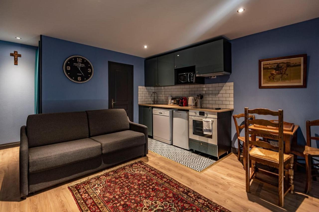 Suites Du General Leclerc Reims Bagian luar foto